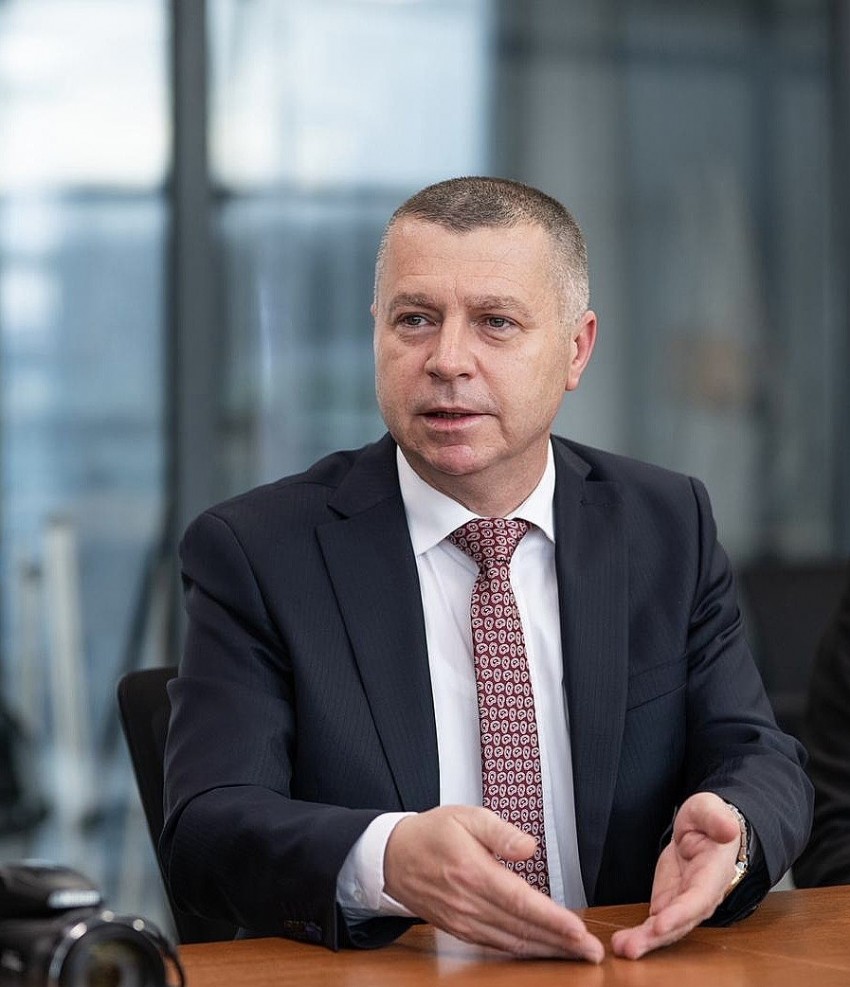 ABDURRAHMAN KUZU TÜRKİYE’NİN SİYASİ TARİHİNDE YENİ BİR REKOR: 11.543.301 TEK YÜREK! 