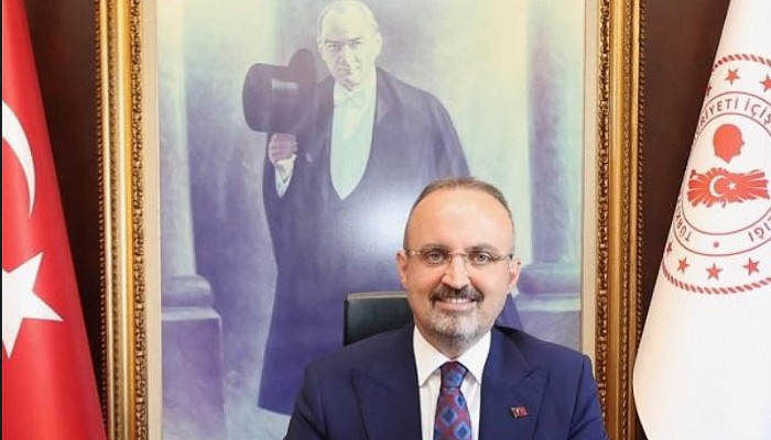 Bülent Turan: “Bakanlar, Milletin Yetkisiyle Görev Yapıyor”