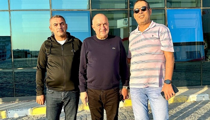 Ezine Mandıracılar ve Peynir Derneği Başkanı Ali Öztürk Milletvekili Ayhan Gider ile Görüştü.