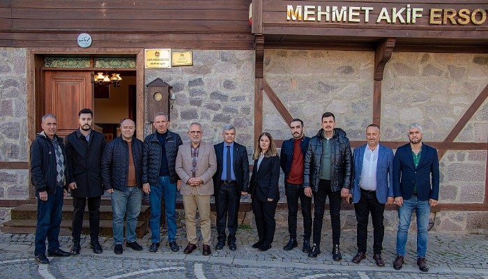 AK Parti Çanakkale İl Başkanı Ömer Faruk Göktürk ve Yönetim Kurulundan
