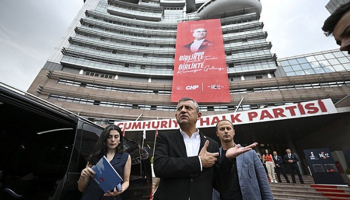CHP’nin İstanbul İl yönetiminin görevden uzaklaştırılması ve yerine kayyum heyeti atanmasının ardından gözler 15 Eylül’de kurultayın iptal davasının görüleceği Ankara 42. Asliye Hukuk Mahkemesi’nin kararına çevrildi.