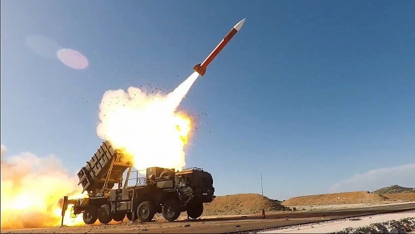 Yunanistan sınırı zorluyor: Çanakkale’nin karşısına 