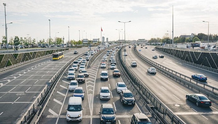 Sıfır ve ikinci el otomobil satışına harç düzenlemesi! Arabasını satacaklar dikkat: Meclis'e sunuldu