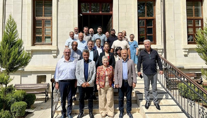 Chp Hükümet Proğramını Oluşturmak Vesilesiyle Bayramiç Belediye Başkanı Hasan Cem Atılgan'ı Ziyaret etti.