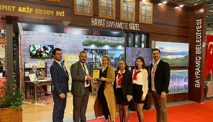Bayramiç, Emitt’e damga vurdu