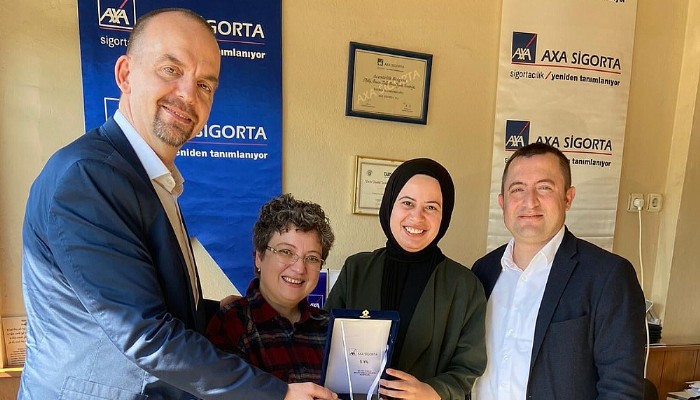  Sigortacı Melike Atmaca Uyardı:“Eski Tip Sürücü Belgeleri Artık Geçersiz!”