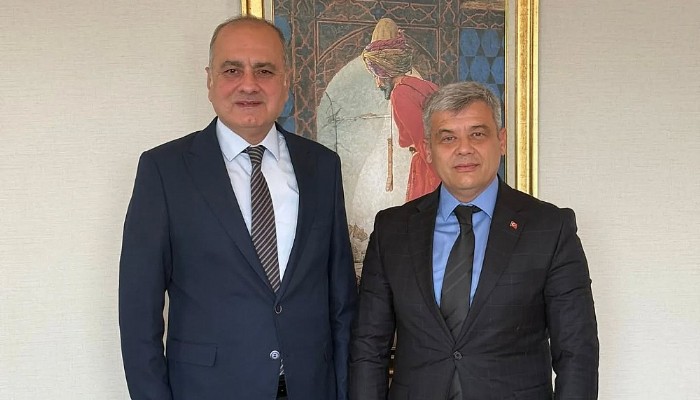 Ak Parti İlçe Başkanı Ata Çetin Devlet Hastanesi Konusunda Son Durumu Bakanlık Nezlinde Takip Ediyor.