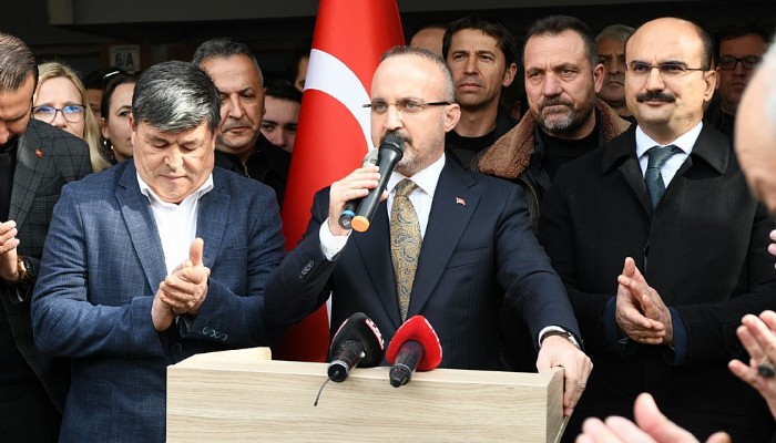 Bülent Turan: Biz sizin duanızla var olmadık ki bedduanızla yok olalım.