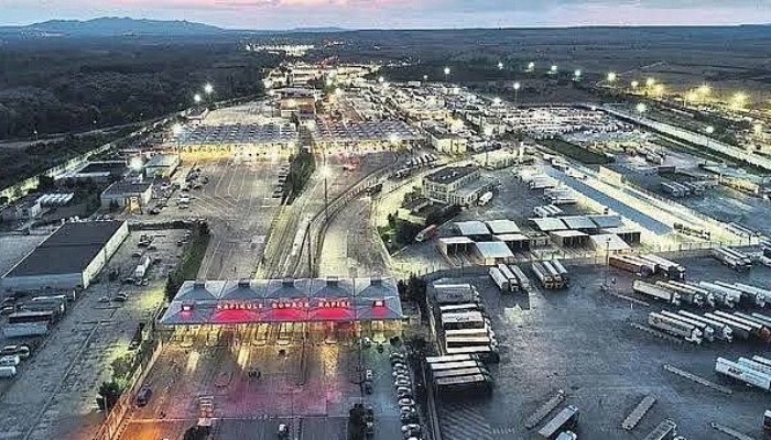 Kapıkule'de Hasret Yolculuğu Son Buluyor: Gurbetçiler Türkiye’de