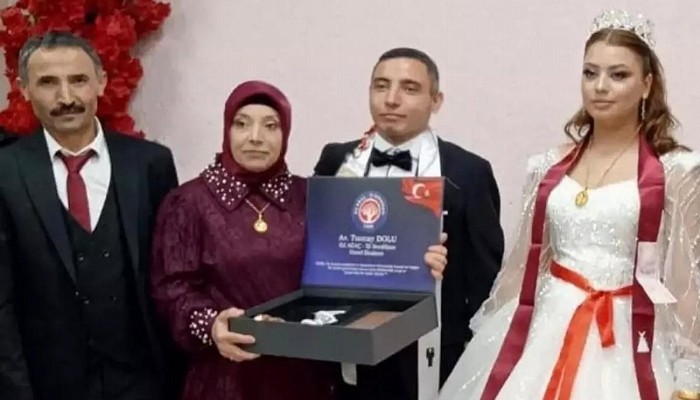 500 Bin Lira Verip Getirdiği Gelin Altınlarla Kaçtı: Baba Utancına Dayanamadı, İntihar Etti