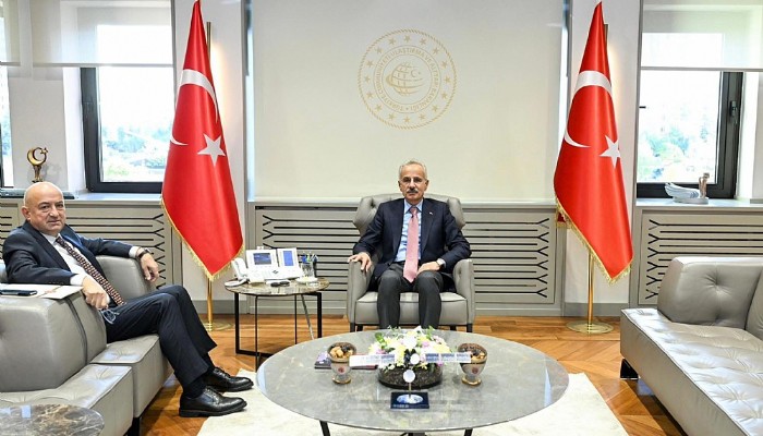 MİLLETVEKİLİ GİDER, ULAŞTIRMA BAKANI URALOĞLU İLE GÖRÜŞTÜ