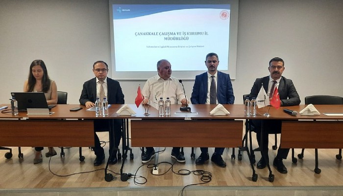 İŞKUR ÇANAKKALE İL MÜDÜRLÜĞÜ’NDEN YABANCILARIN ÇALIŞMA İZİNLERİ KONUSUNDA BİLGİLENDİRME TOPLANTISI