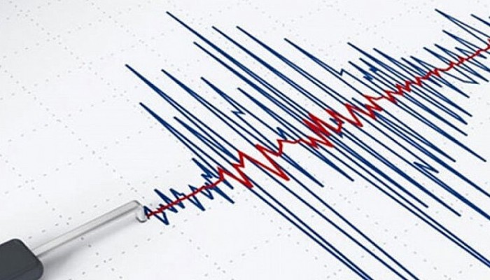 Sosyal Sorumluluk Topluluğu İzmir'de Depremzedelerin Yanında