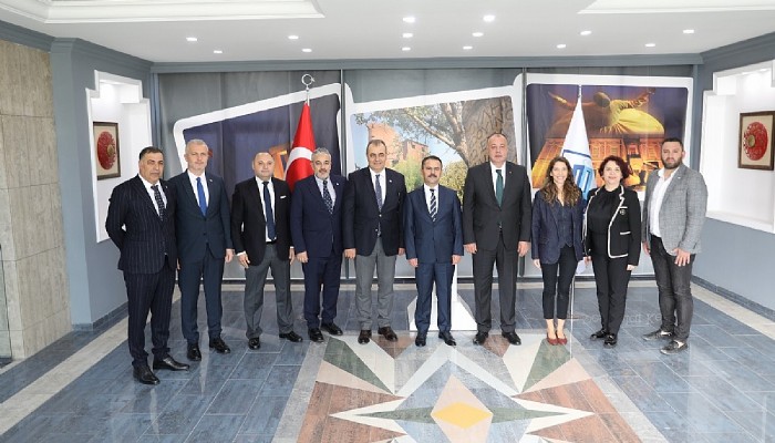 ÇTSO Yeni Yönetim Kurulu Vali İlhami Aktaş’ı Ziyaret Etti