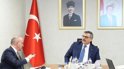 İçişleri Bakanı Sayın Mustafa Çiftçi ile birlikte, İçişleri Bakan Yardımcısı Bülent Turan’ın uhdesinde bulunan Hukuk Hizmetleri Genel Müdürlüğü’nde kapsamlı bir toplantı gerçekleştirildi.