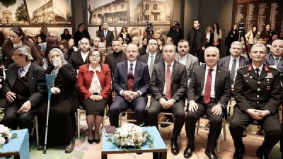 Bülent Turan: “Bu Bayrak Bir Milletin Namusudur”