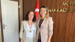 Ak Parti Kadın Kolları Başkanı Hande Şahin Birincilik Madalyasını Aldı.