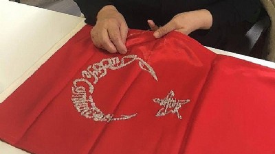 Bayramiç Halk Eğitimi Merkezi’nde Kurslar Bayrak Töreniyle Başladı