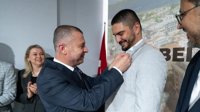 ÇANAKKALE’DE AK PARTİ’YE GENÇLİK AKINI